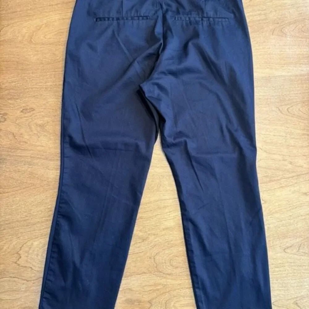 H&M Women's Straight Leg Flat Front Cropped Trouser Pants Navy Blue Size 12
